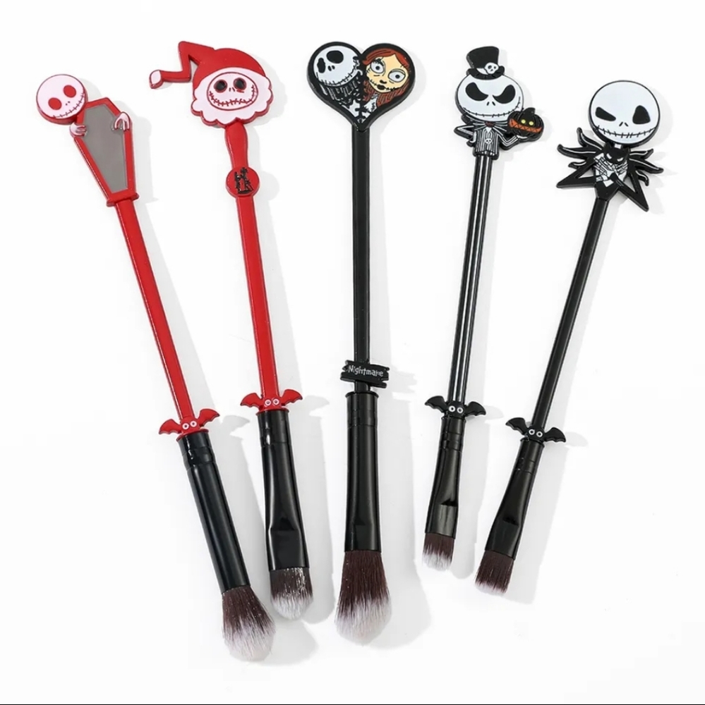 Nightmare Before Xmas Makeup Brushes & Bag